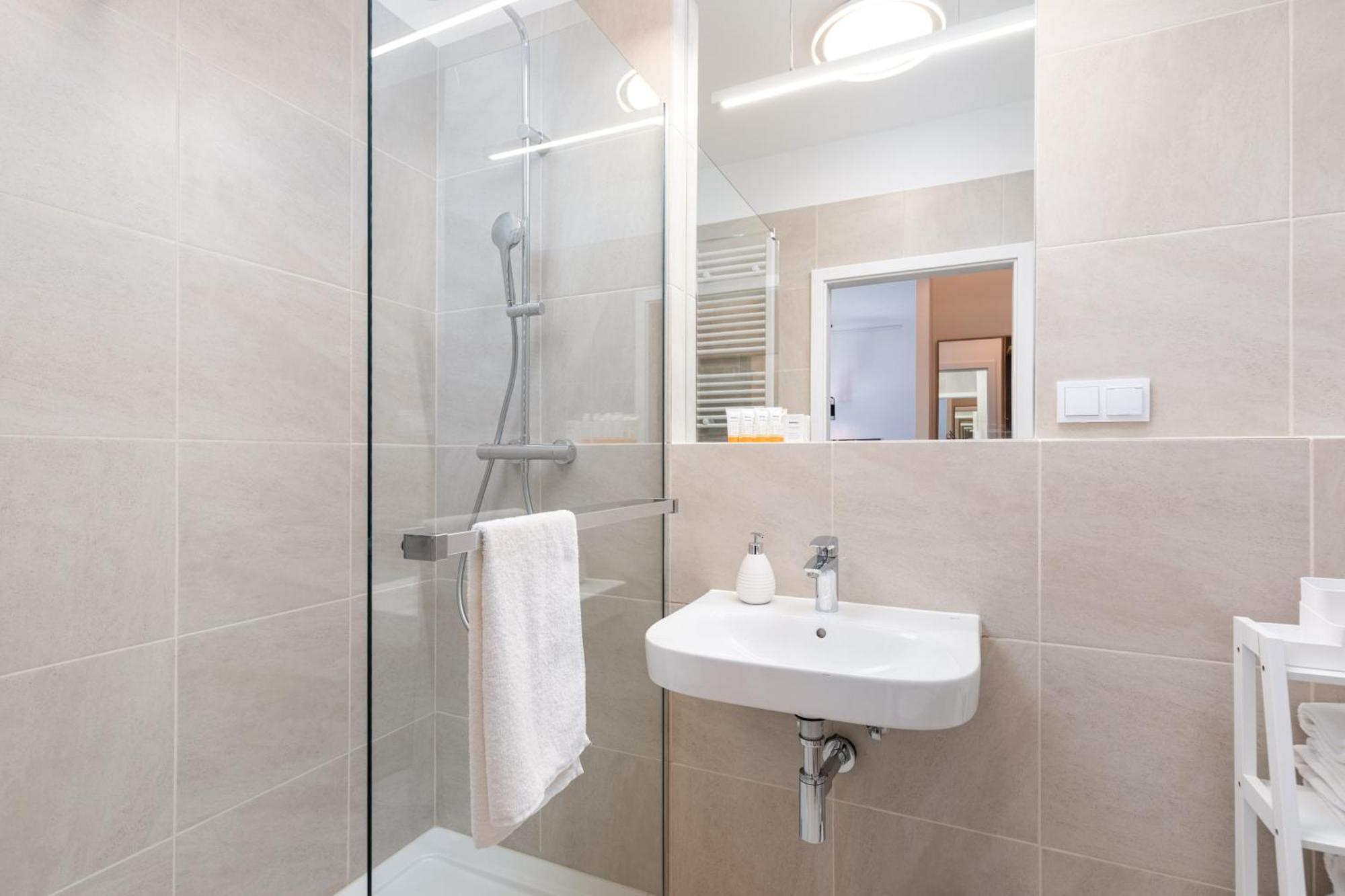 Stela Water Side Apartment - Swimming Pool & Sauna By Renters Prestige Dziwnów Kültér fotó
