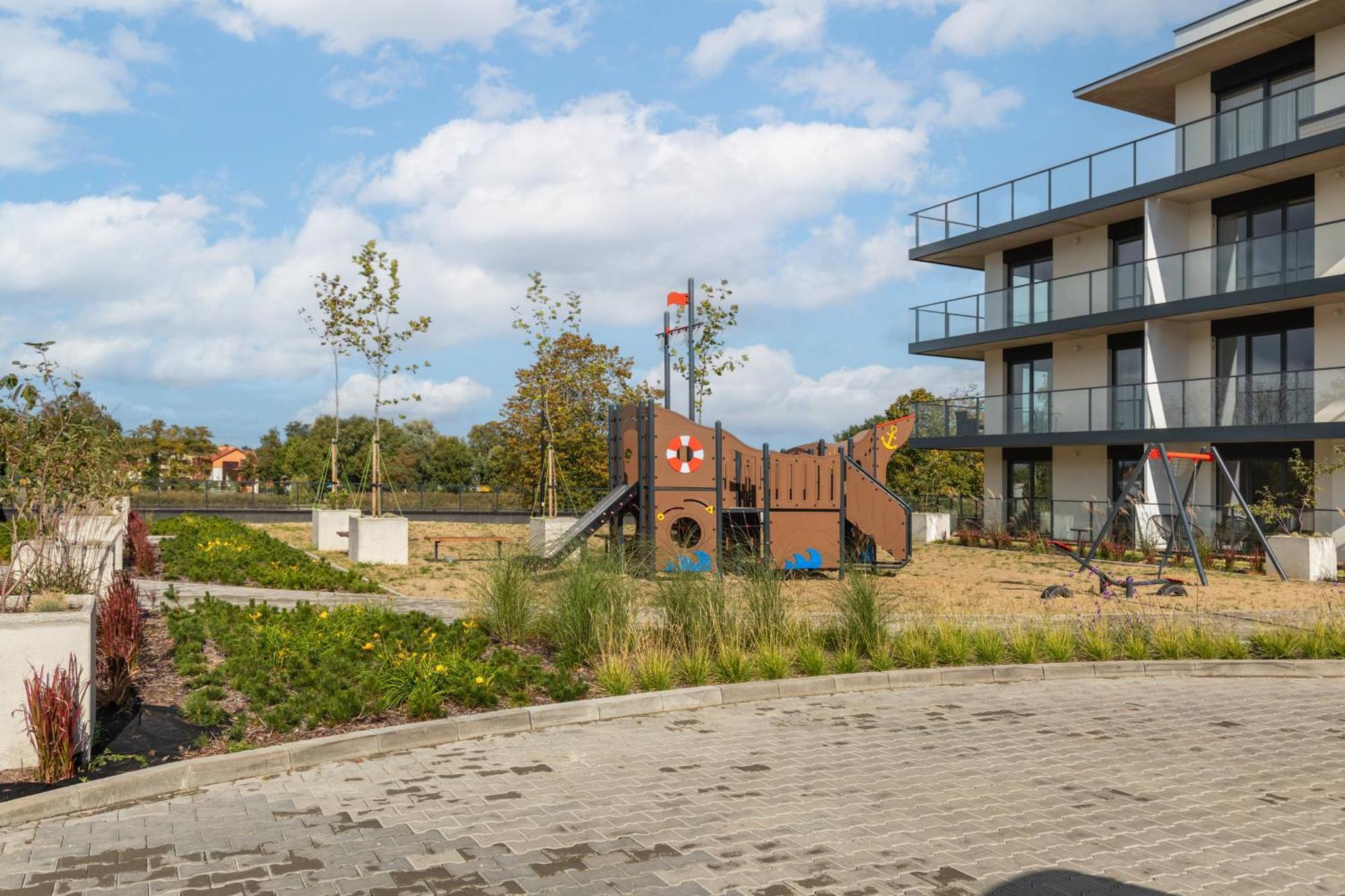 Stela Water Side Apartment - Swimming Pool & Sauna By Renters Prestige Dziwnów Kültér fotó