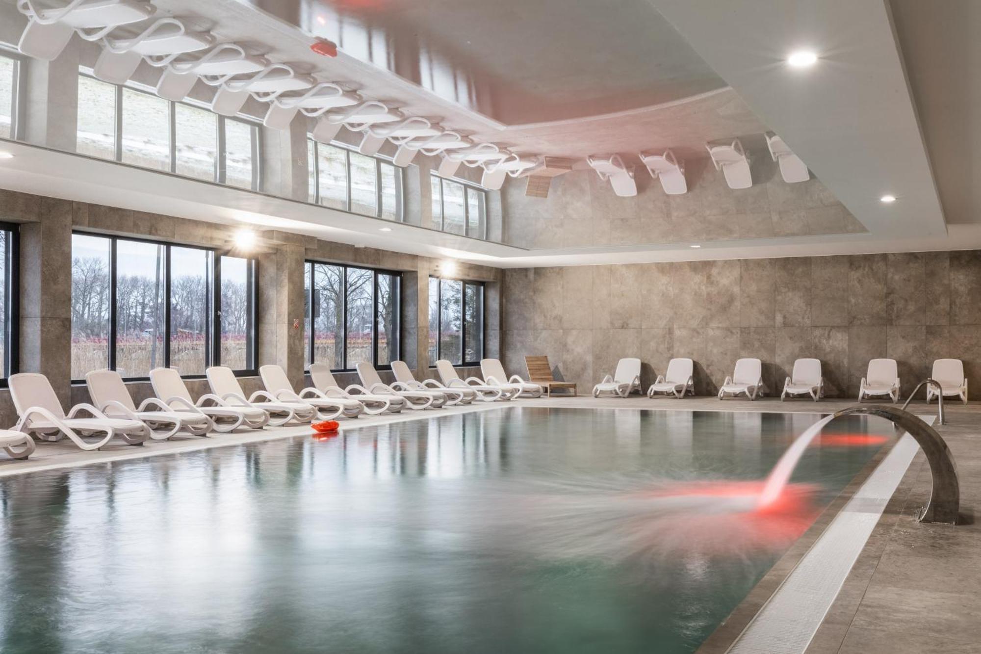 Stela Water Side Apartment - Swimming Pool & Sauna By Renters Prestige Dziwnów Kültér fotó